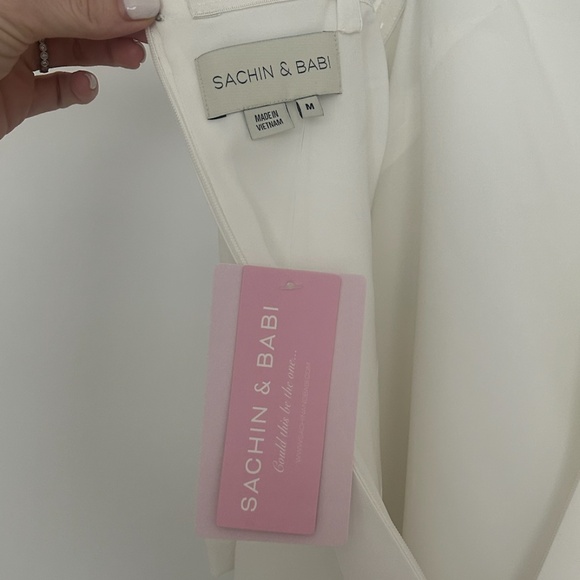 Sleeveless Square-Neck Side-Bow White Mini Dress NWT  Sachin + Babi Medium - Picture 4 of 7